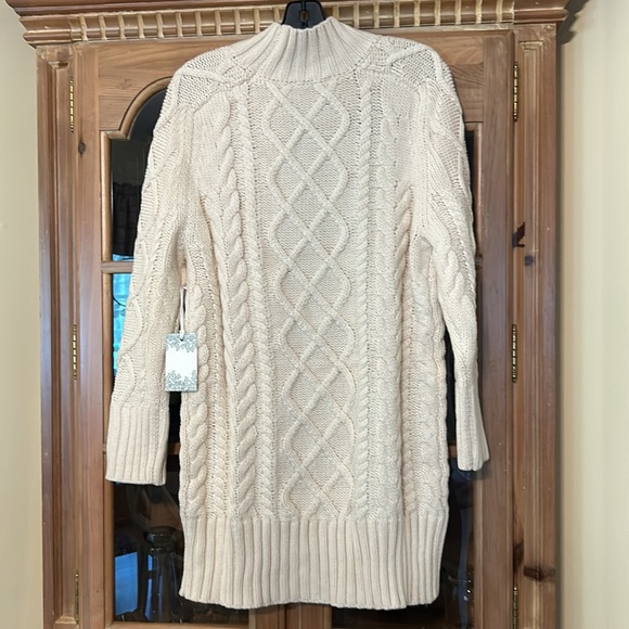 Hyacinth House Cream Whistler Cable Sweater Dress - Picture 9 of 12